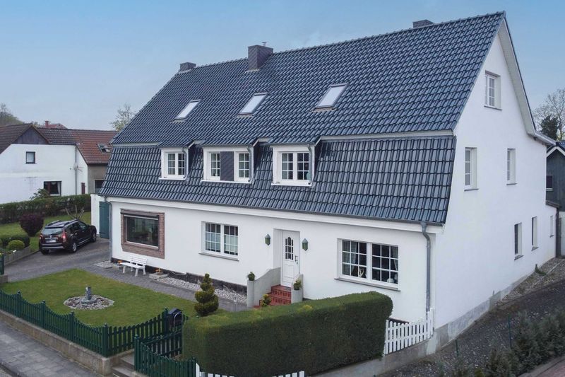 Direkt am Strelasund in Devin - Soziale Einrichtung, Mehrfamilien- oder Mehrgenerationenhaus 